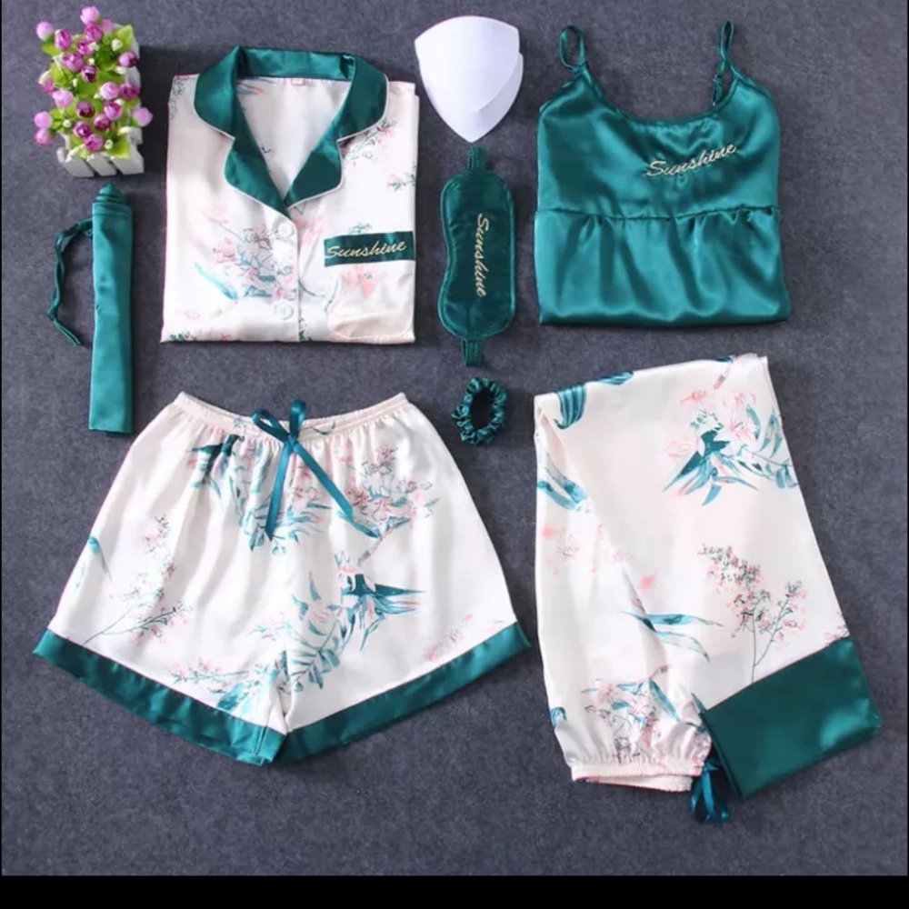 7 pieces Pajamas set